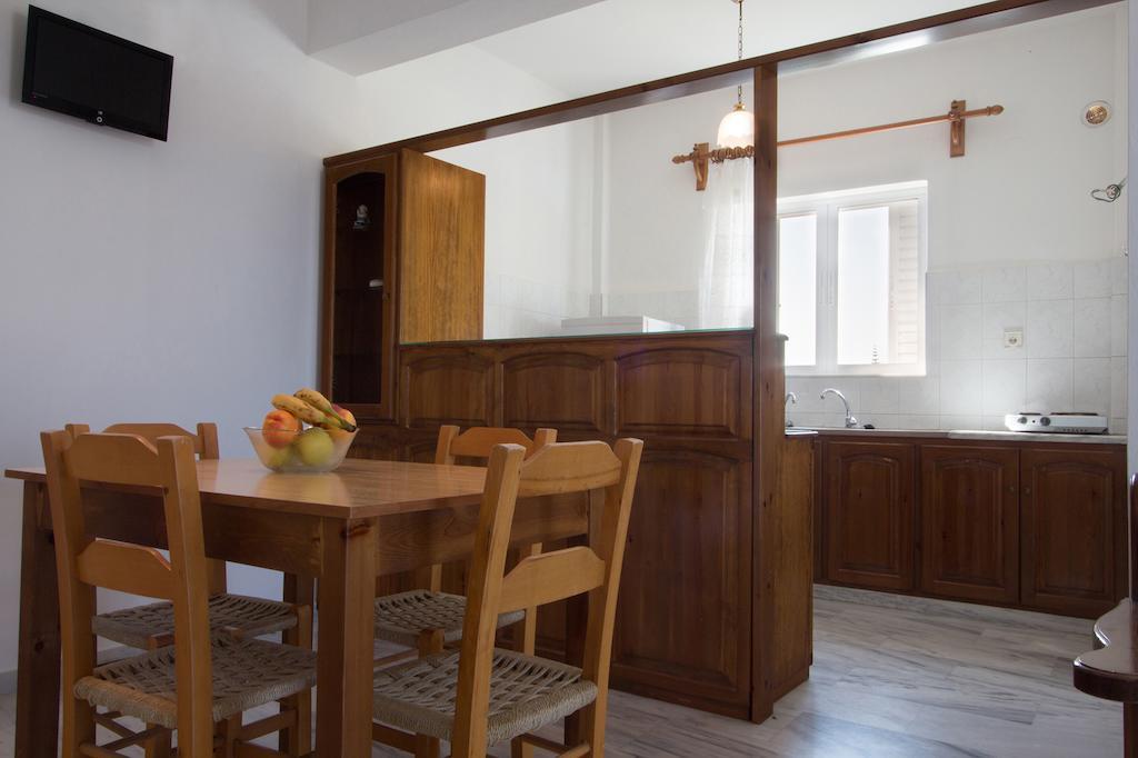 Elena Rooms & Apartments Gerani  Pokoj fotografie